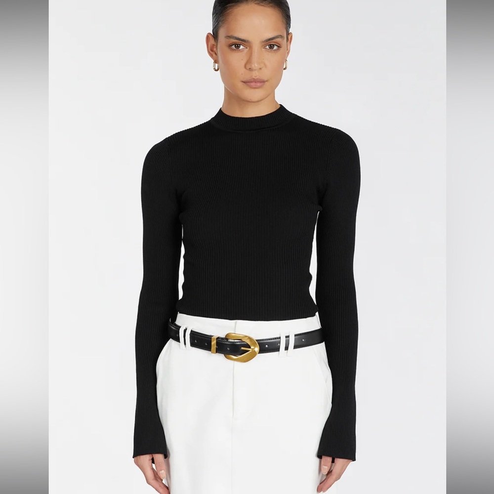 NWT DISSH Donna Black Long sleeve knit top